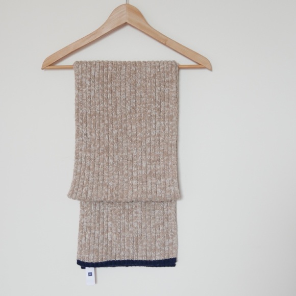 Gap Merino Scarf - Picture 1 of 2